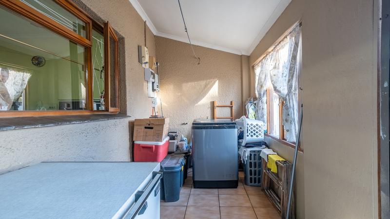 3 Bedroom Property for Sale in Townsend Estate Western Cape